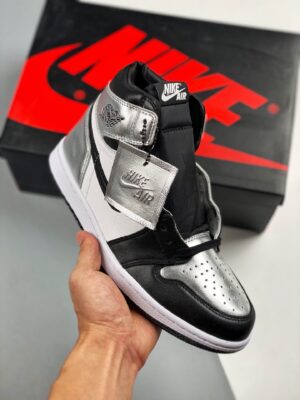 AJ Jordan 1 High OG Silver Toe Black/Metallic Silver-White CD0461-001