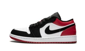 AJ Jordan 1 Low Black Toe