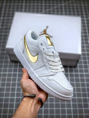 AJ Jordan 1 Low White/Metallic Gold CZ4776-100