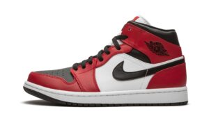 AJ Jordan 1 Mid Chicago Black Toe
