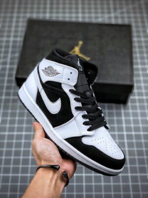 AJ Jordan 1 Mid 'Tuxedo' White Black 554724-113